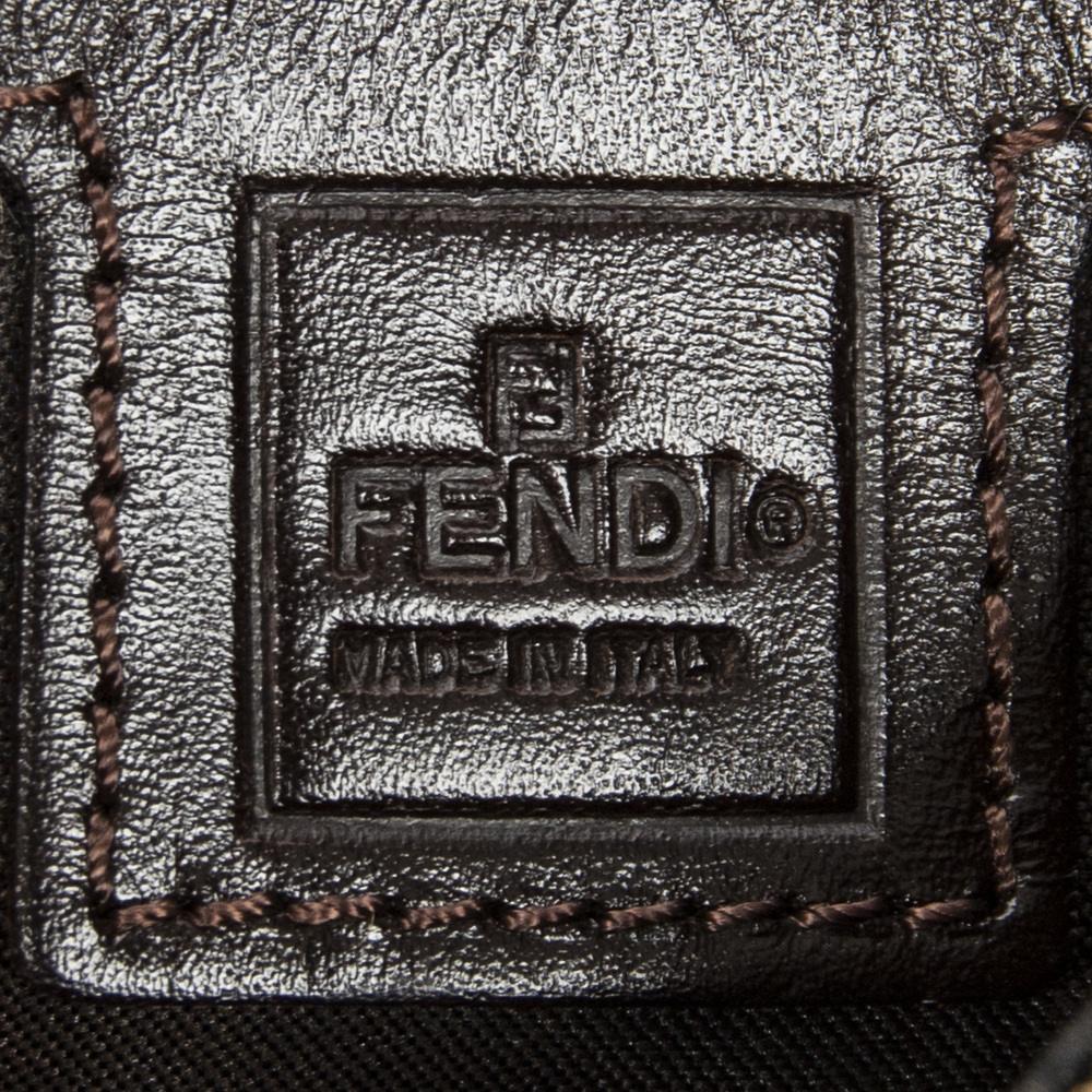 Fendi Baguette - Picture 8 of 9